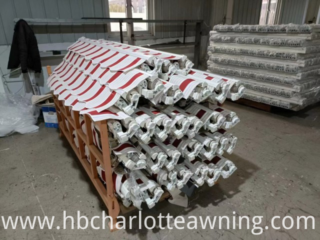 Manual Retractable Foldable Awning